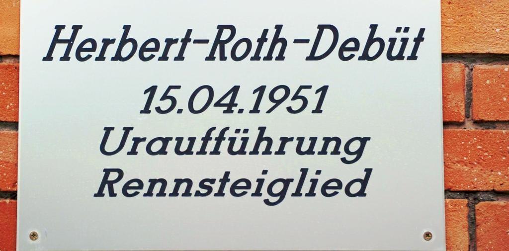 Hotel Zum Goldenen Hirsch Sankt Kilian Extérieur photo